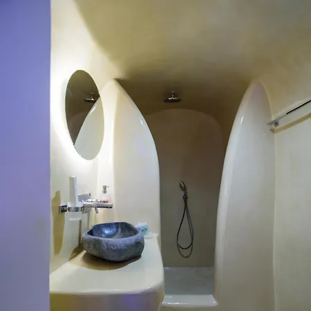 Abyssanto And 3* Imerovigli (Santorini)