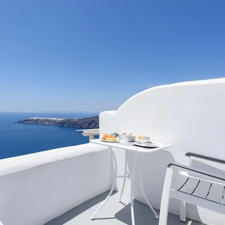 Abyssanto And Hotel 3*