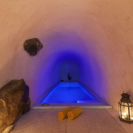 Hotel Abyssanto And 4*