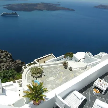 Abyssanto And Hotel 3*