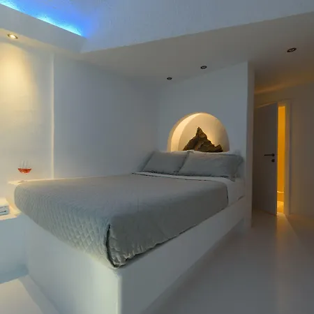 Abyssanto And Hotel Imerovigli (Santorini)