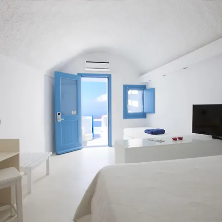 Abyssanto And Hotel 4*