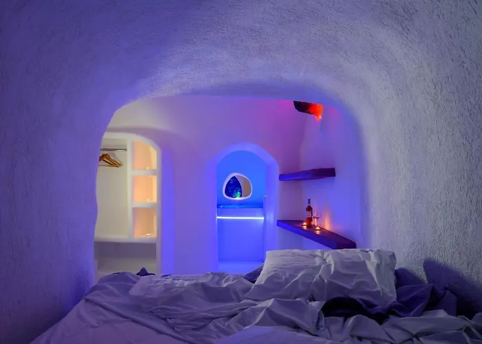 Abyssanto And Imerovigli (Santorini)