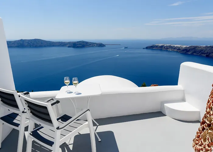 Abyssanto And Hotel 4*